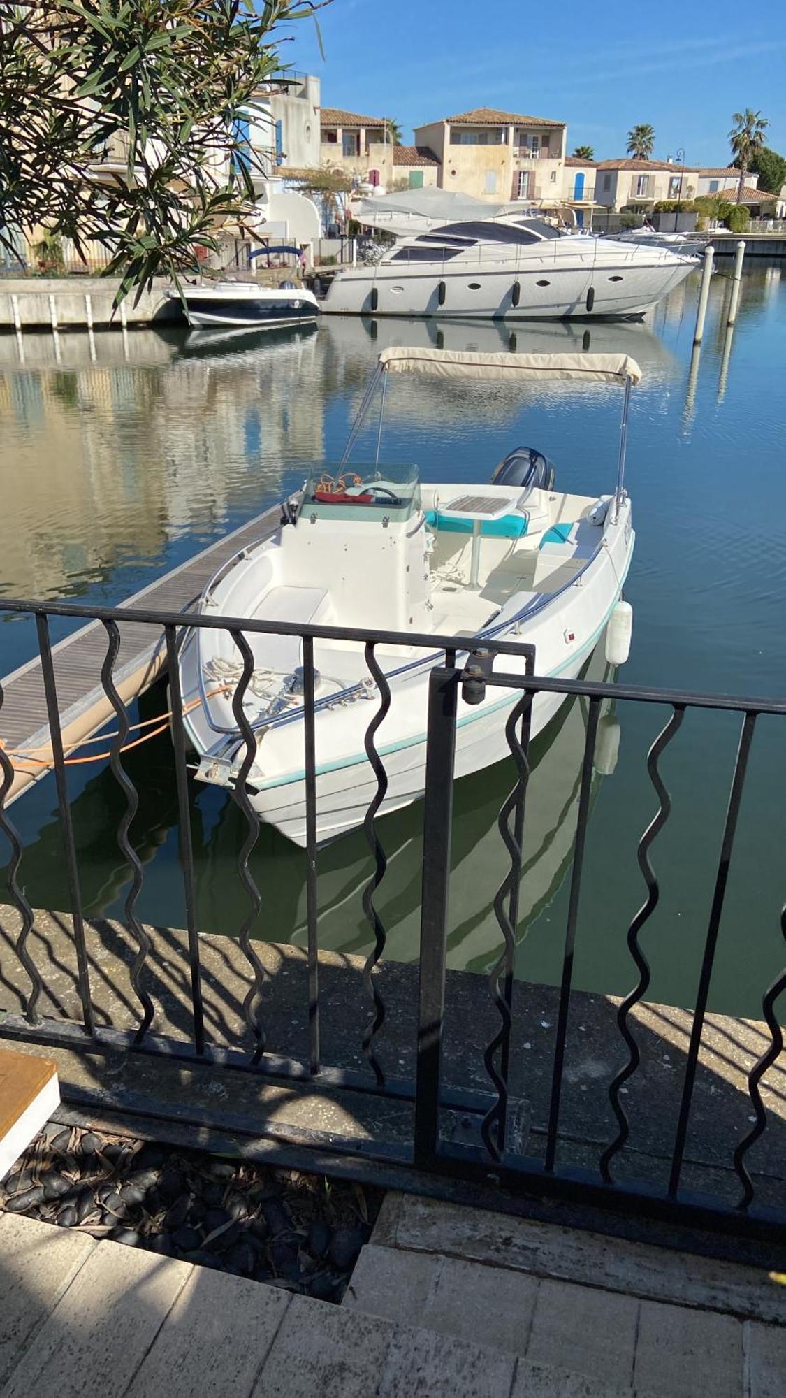 Marina 26 Villa Aigues-Mortes Buitenkant foto